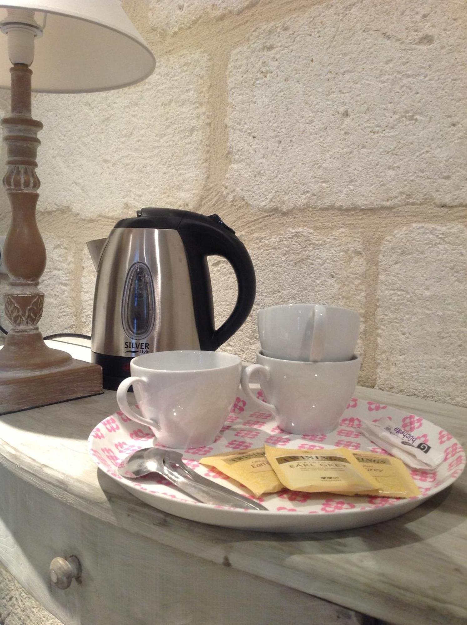 Hotel Central Avignon Room photo